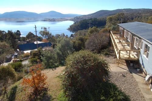 ג'ינדביין East Lake Travellers Lodge מראה חיצוני תמונה