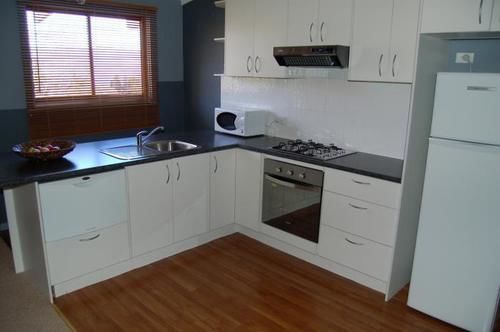 ג'ינדביין East Lake Travellers Lodge מראה חיצוני תמונה